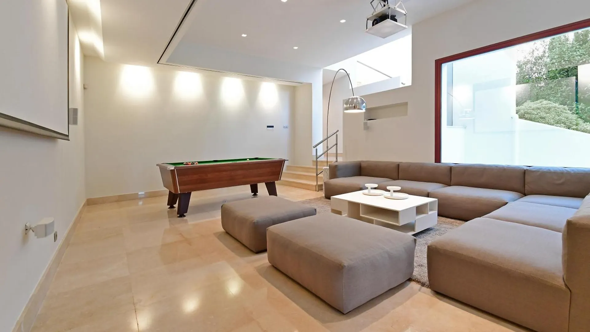 Extraordinary 7 Bdrm Villa W Pool, Gym, Cinema Marbella