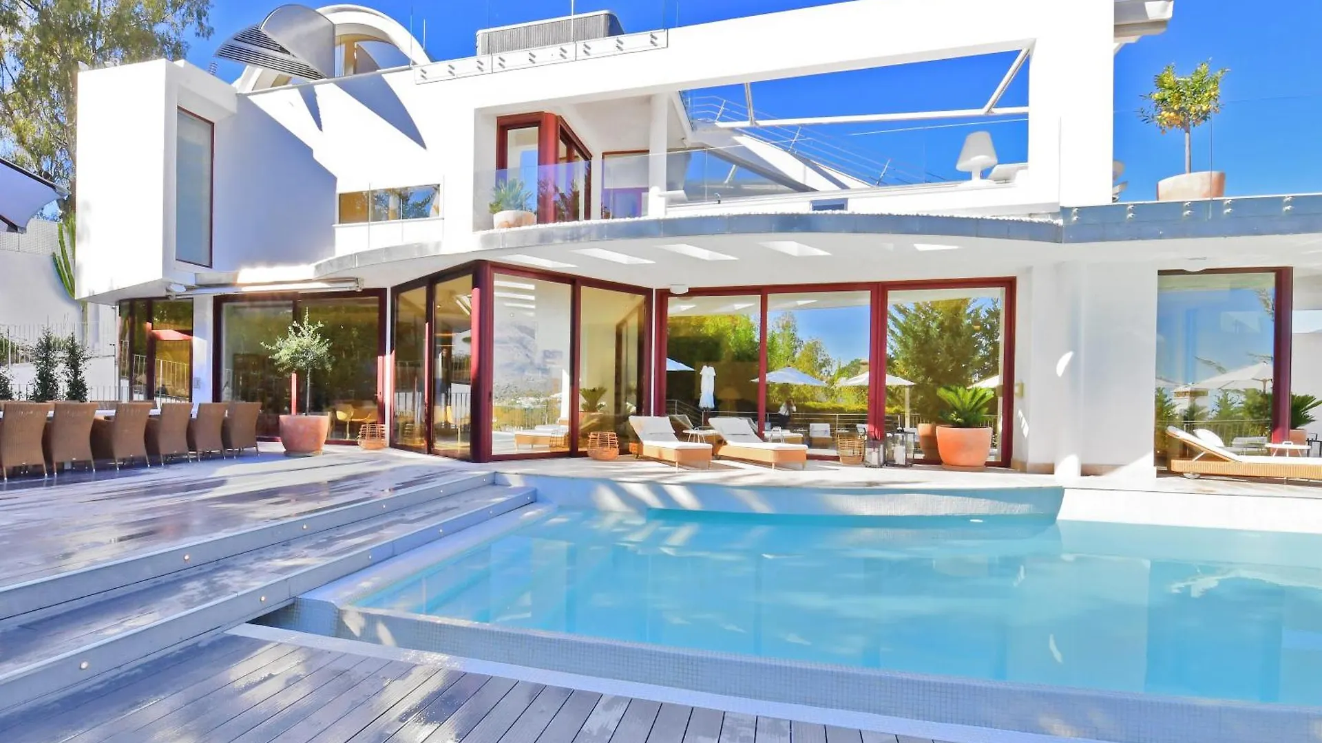 Extraordinary 7 Bdrm Villa W Pool, Gym, Cinema Marbella 0*,