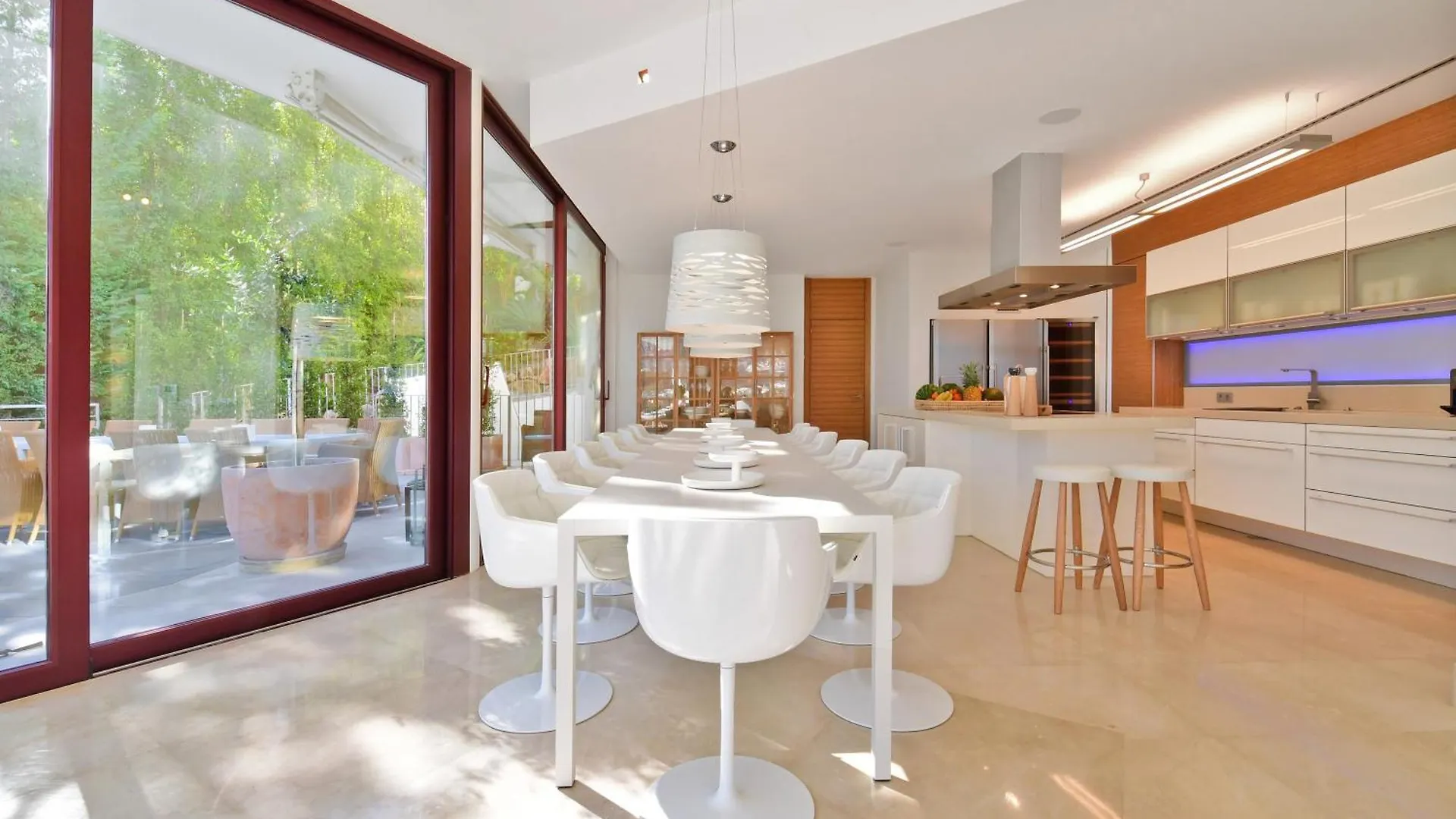 Apartment Extraordinary 7 Bdrm Villa W Pool, Gym, Cinema Marbella Spain